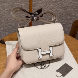 에르메스 Hermes Constance with mirror 19cm Epsom 10 Craie/Enamel Fittings