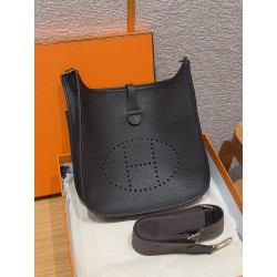 에르메스 Hermes Evelyne 29cm clemence 46 Ebene/gold