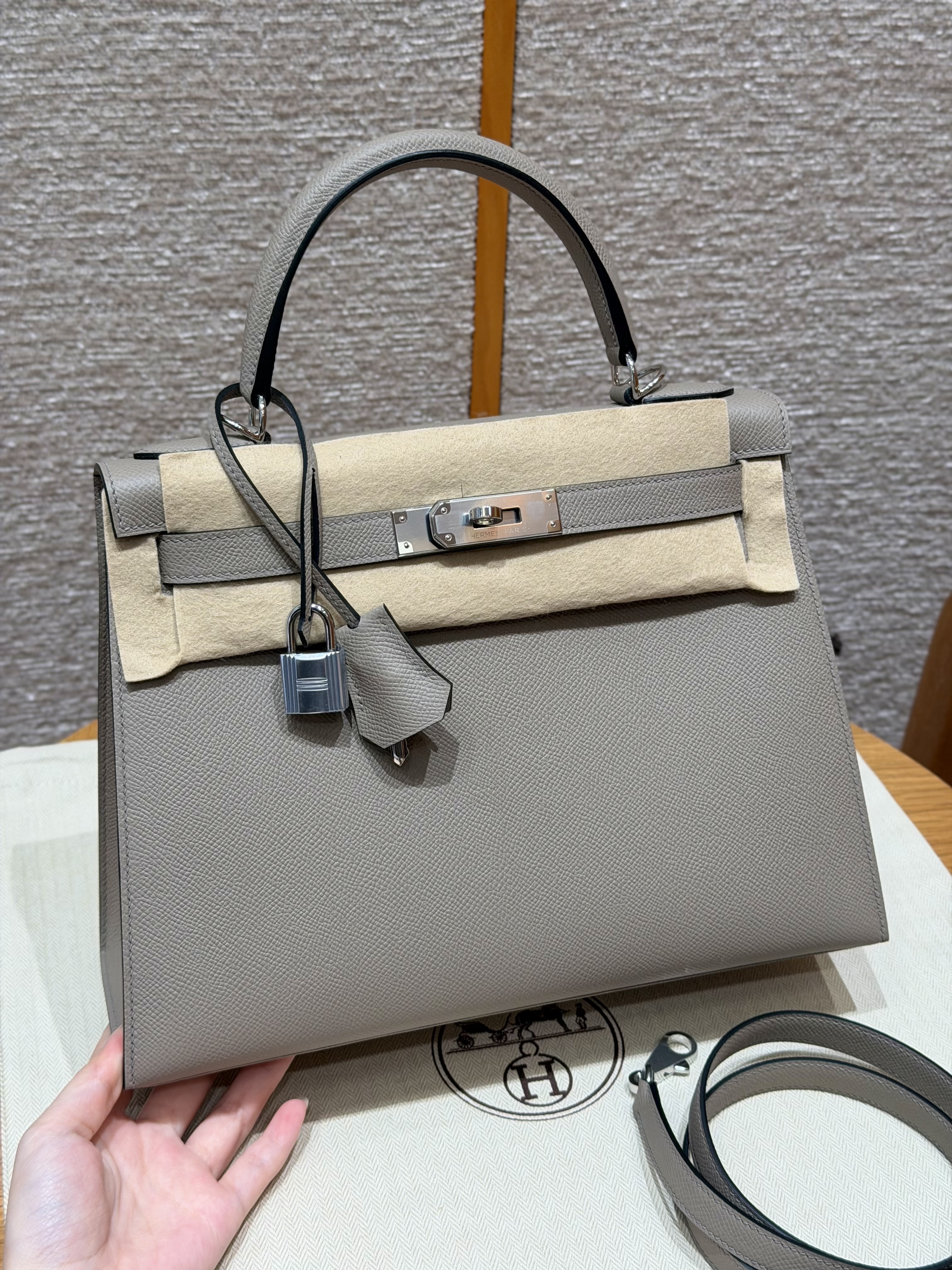 에르메스 Hermes Kelly 28cm Epsom M8 Gris Asphalted/silver
