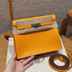 에르메스 Hermes Kelly danse 22cm evercolor 9V Janne D'OR/silver