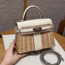 에르메스 Hermes Kelly Picnic 20cm Swift i2 Nata/silver