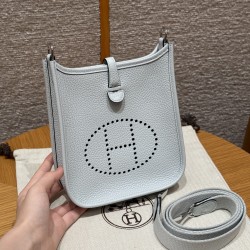 에르메스 Hermes Mini Evelyne 16cm clemence T0 Blue Brume/silver