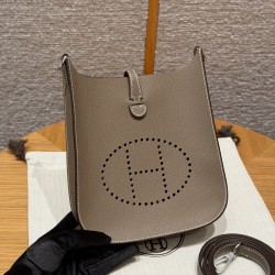 에르메스 Hermes Mini Evelyne 16cm Epsom 18 Etoupe/silver