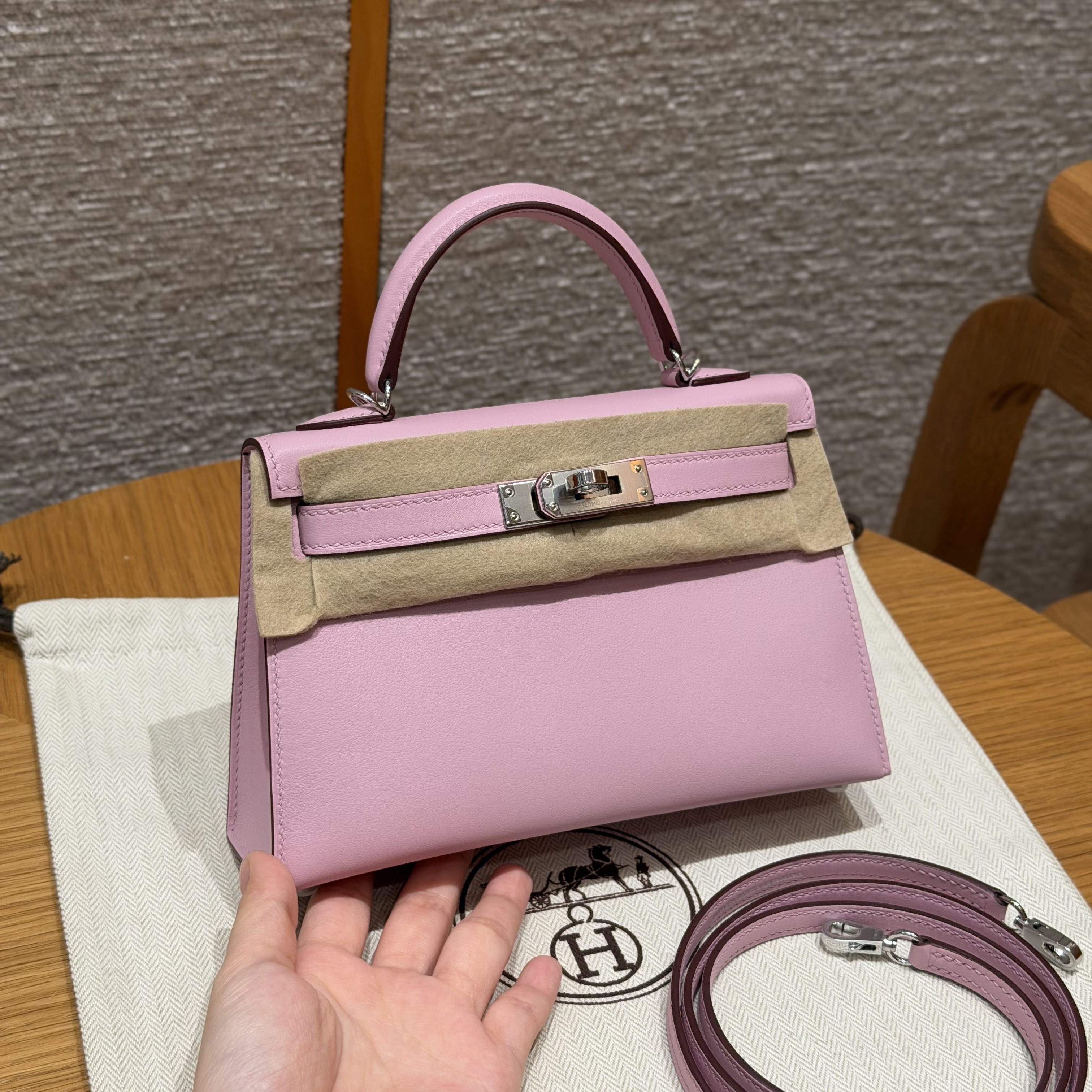 에르메스 Hermes Mini Kelly 19cm Swift x9 Mauve/silver
