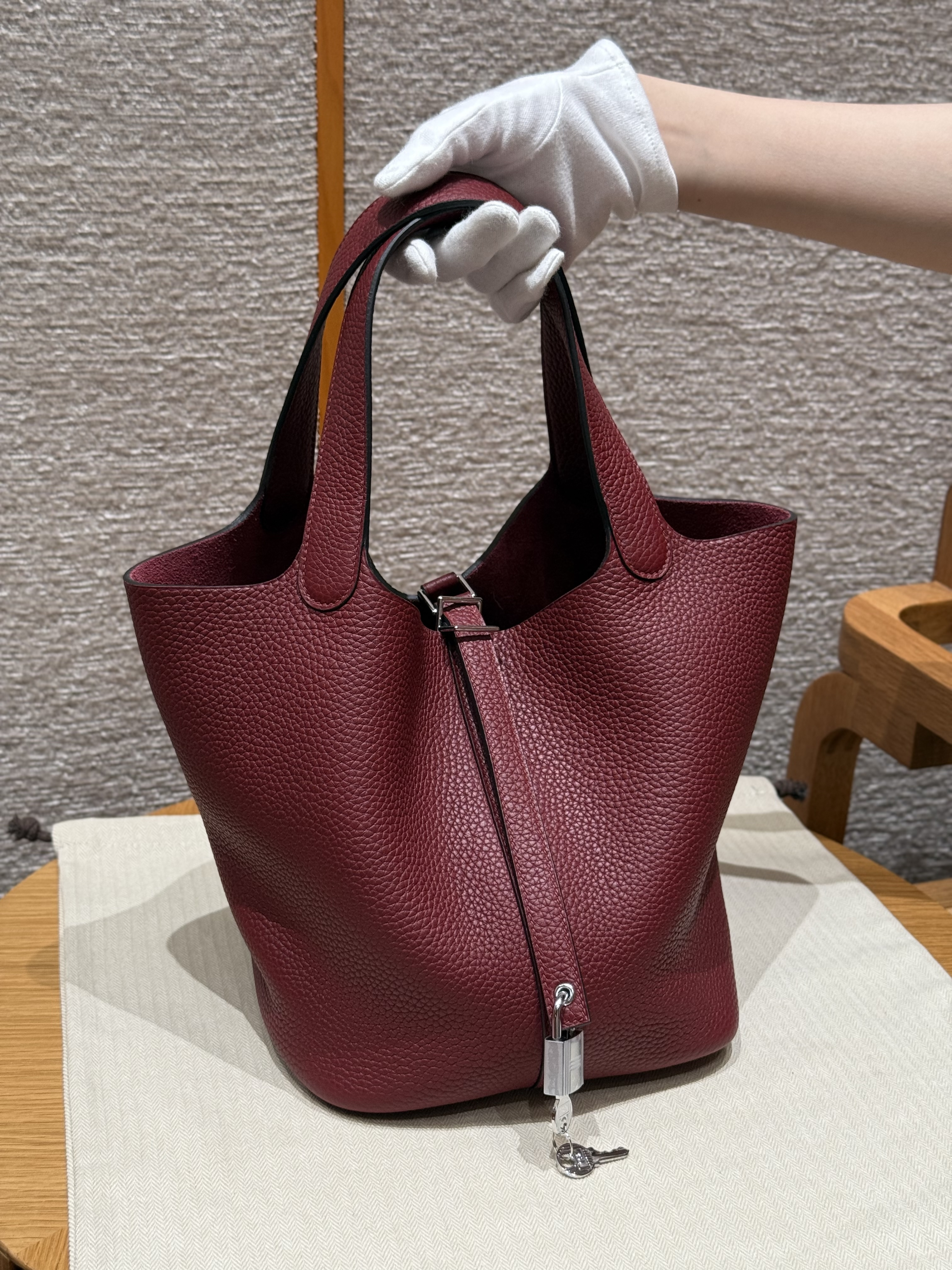 에르메스 Hermes Picotin lock 22cm clemence 57 Bordeaux/silver