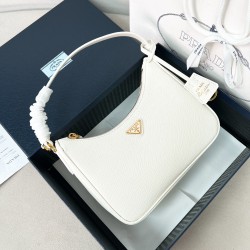 프라다 Prada 1N204M Re-Edition 2005 Soffiano leather mini bag White 22cm