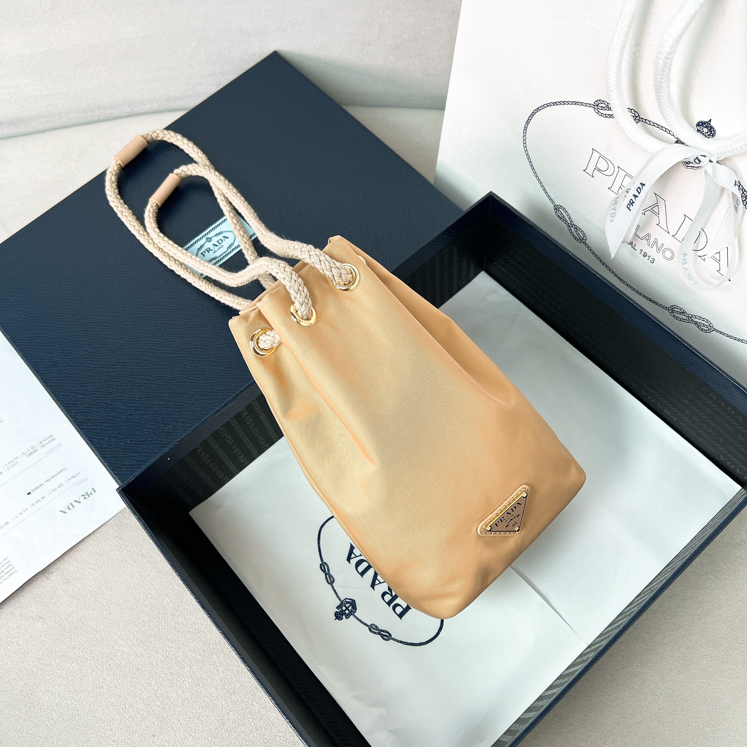 프라다 Prada 1ZT094 Mariner Re-Nylon smartphone case Camel Brown 12cm