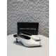 Alexander McQueen Pump White