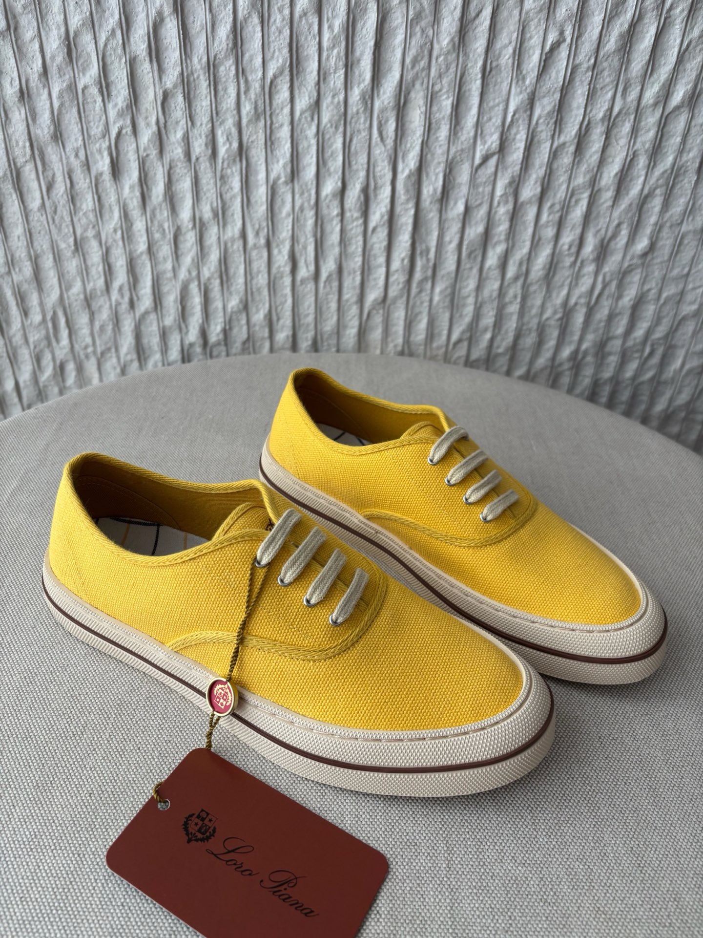 로로피아나 Loro Piana  Nantucket Walk Sneakers Minty Lemon