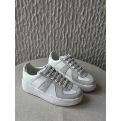 발렌시아가 Maison Margiela 스니커즈