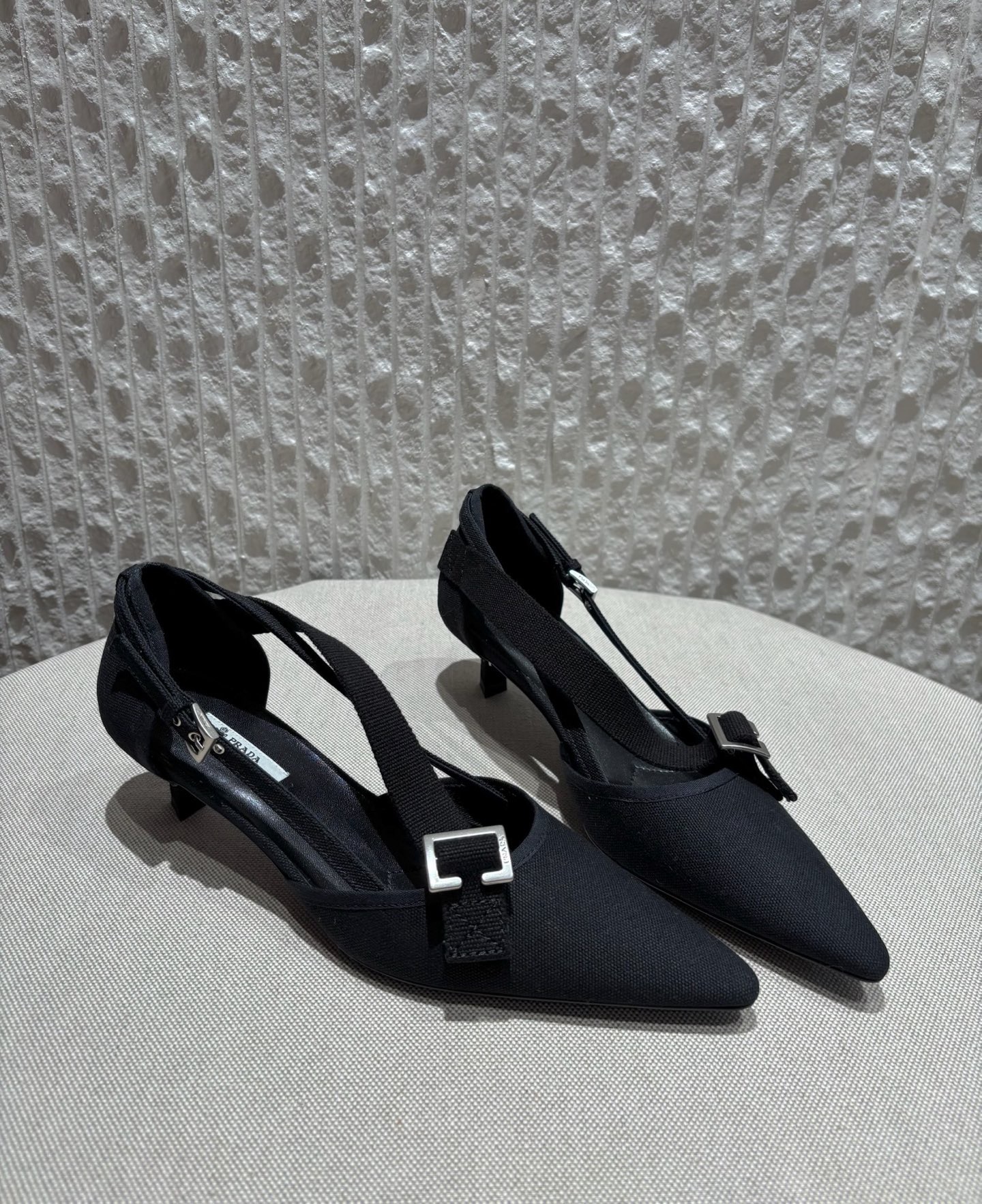프라다 Prada Canvas pumps Black