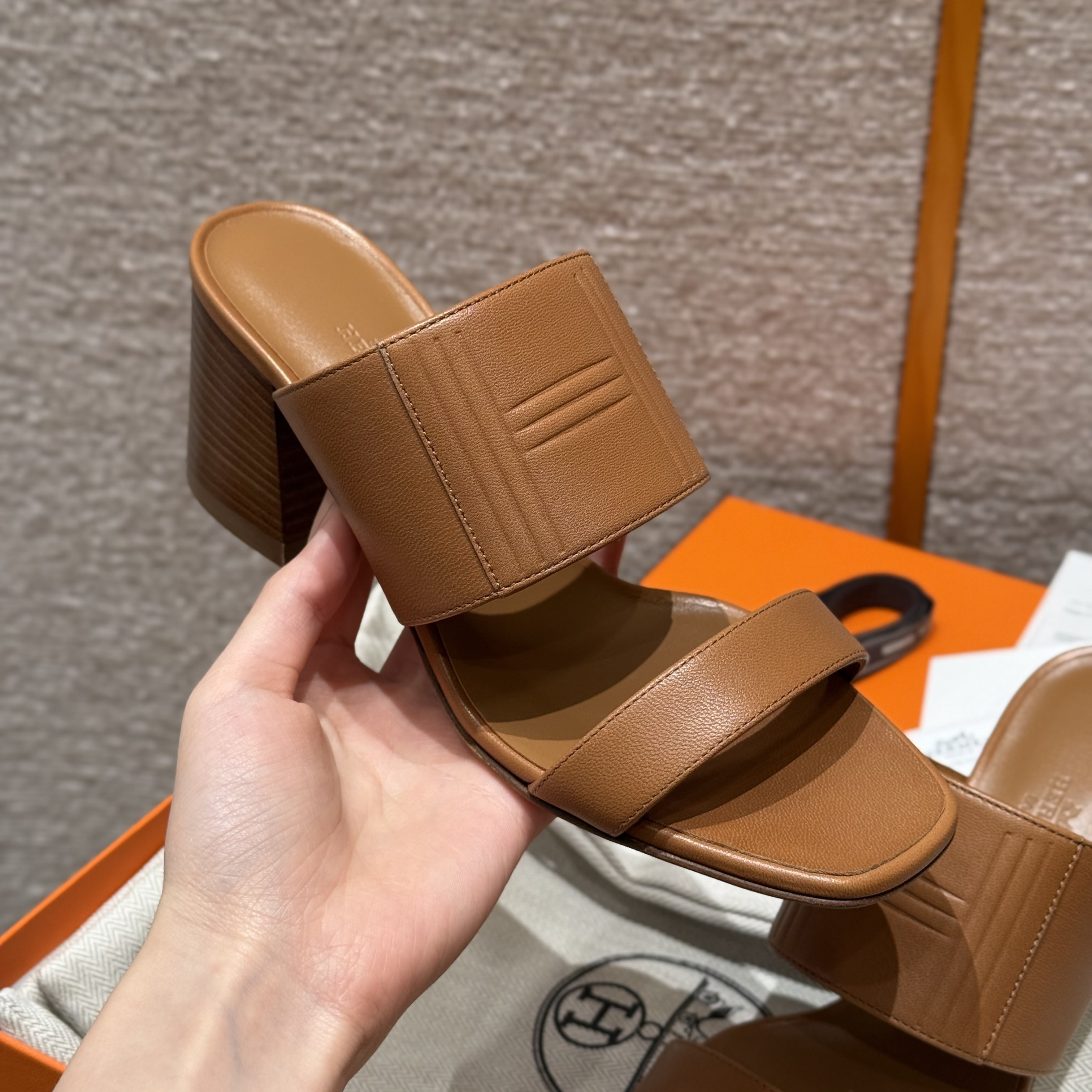 에르메스 Hermes 630 Monica 60 sandal Goatskin&Natural color