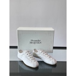 Alexander McQueen 스니커즈