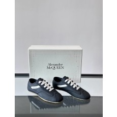 Alexander McQueen 스니커즈