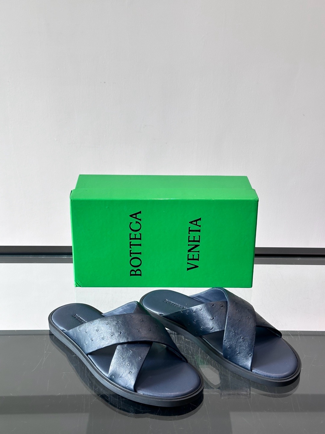 보테가 베네타 Bottega Veneta  슬리퍼