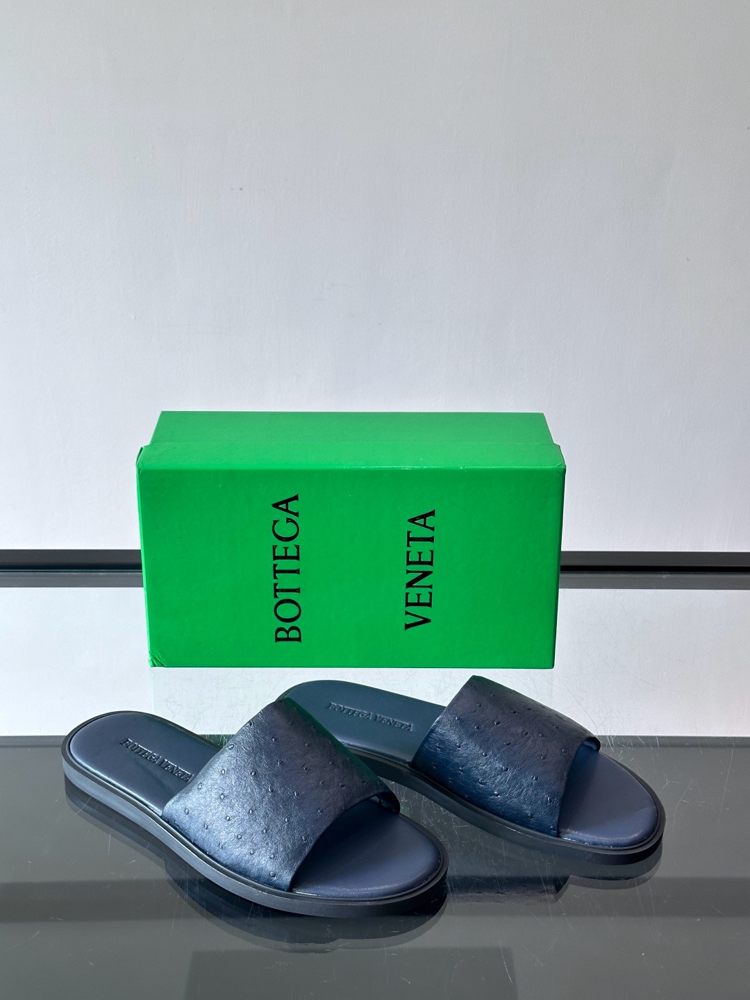 보테가 베네타 Bottega Veneta  슬리퍼