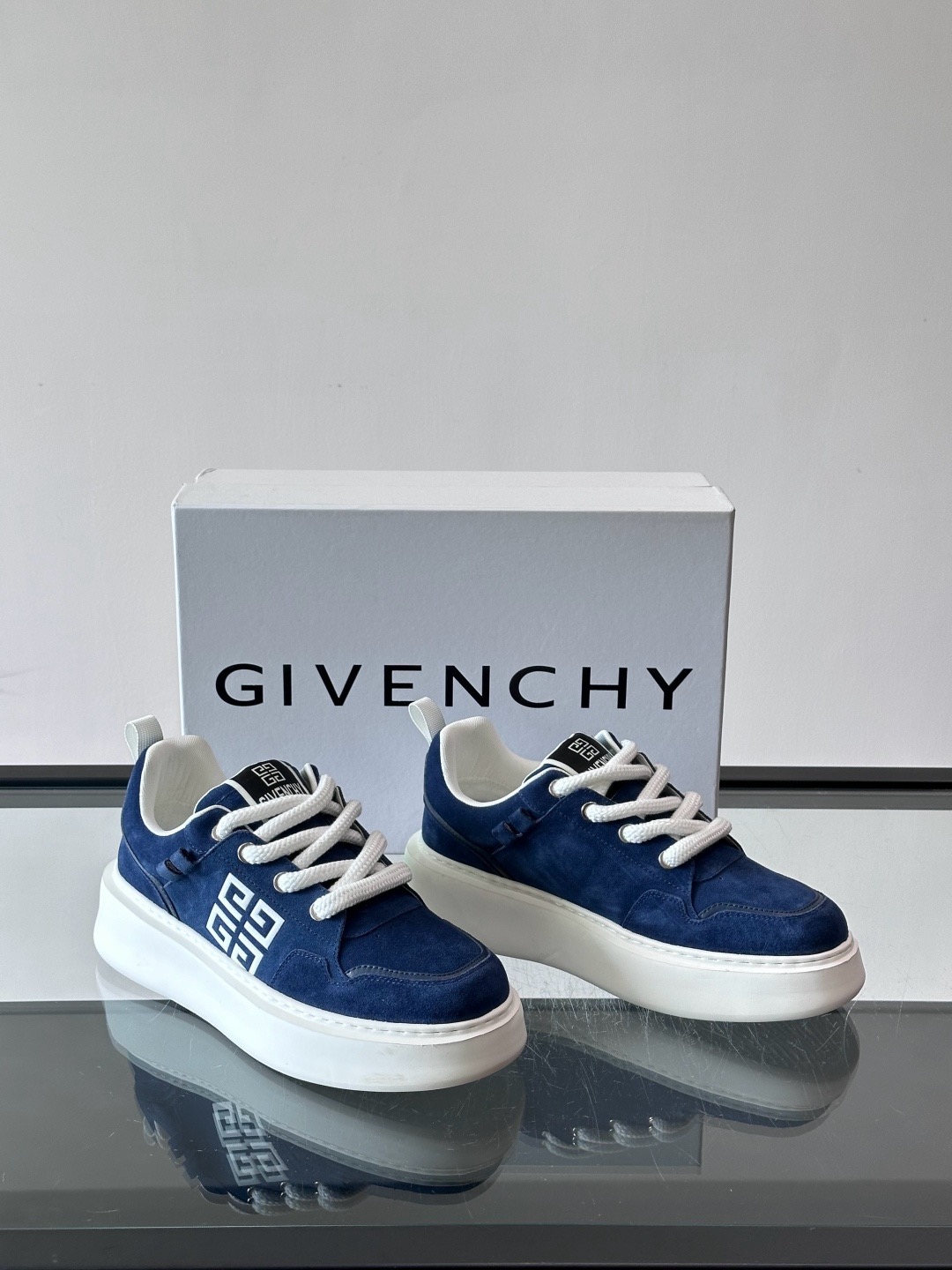 지방시 Givenchy 스니커즈