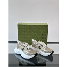 구찌 Gucci Supreme 스니커즈