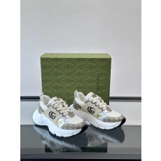 구찌 Gucci Supreme 스니커즈