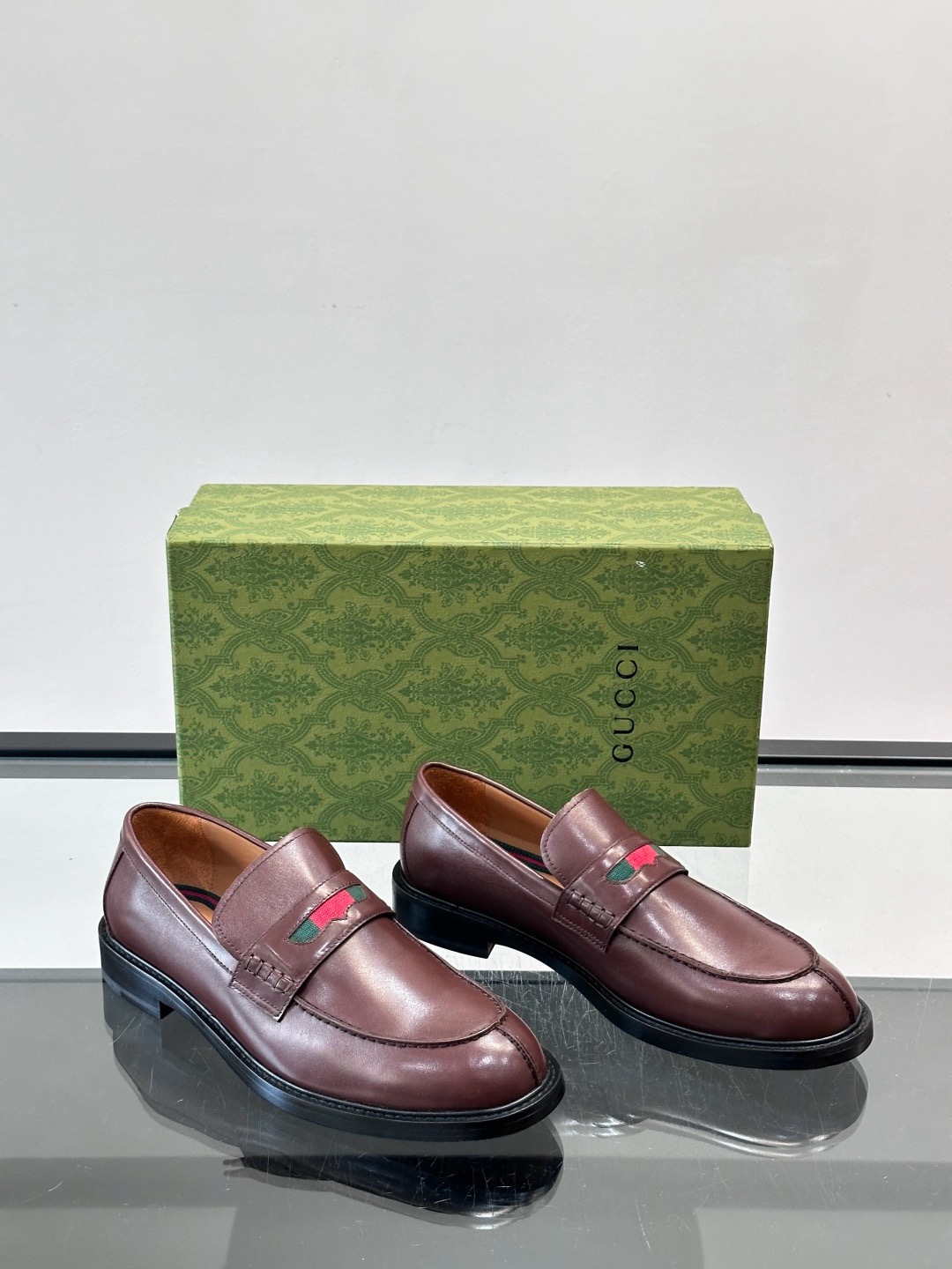 구찌 Gucci 로퍼 슈즈