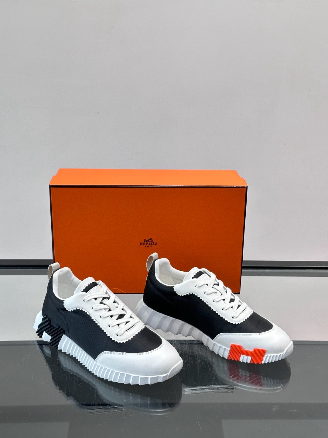 에르메스 Hermes Bouncing  스니커즈