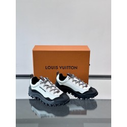 루이비통 Louis Vuitton Outdoor 스니커즈