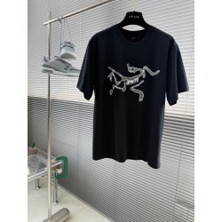 아크테릭스 ARC'TERYX 반팔 티셔츠