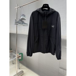 아크테릭스 ARC'TERYX 재킷