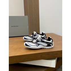 발렌시아가 Balenciaga Radar Sneaker 스니커즈