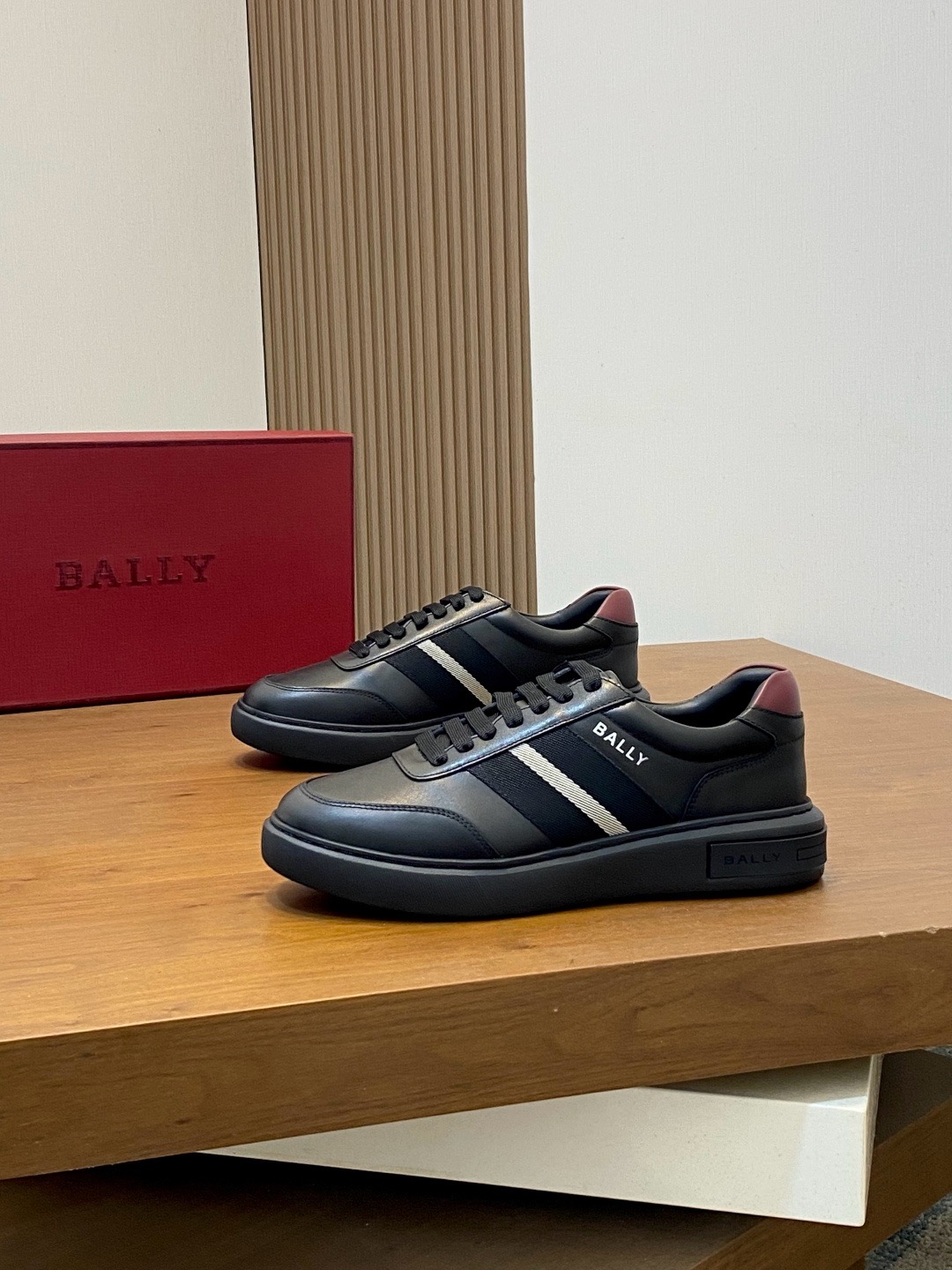 발리 Bally 스니커즈