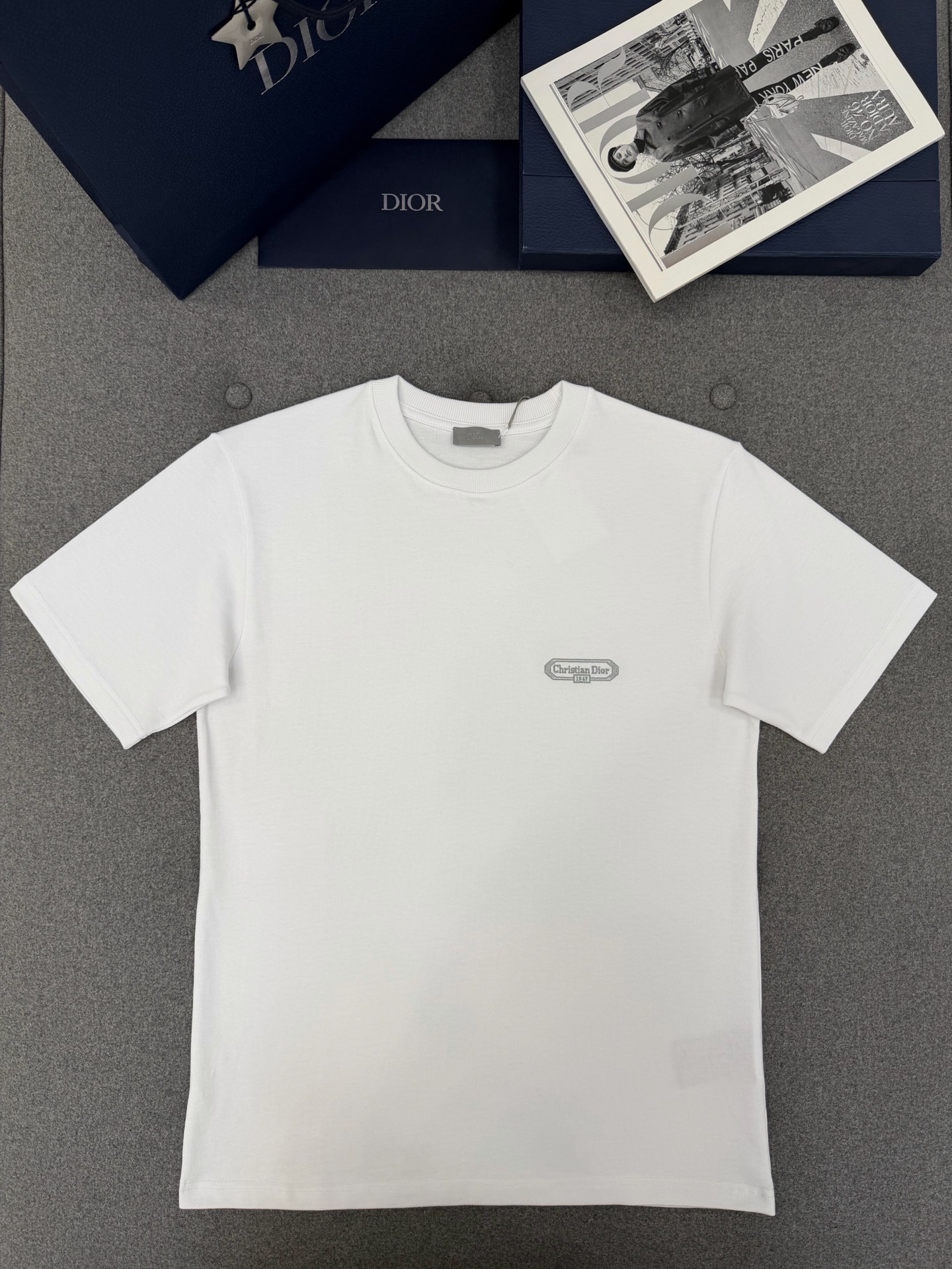 디올 Dior 반팔 티셔츠