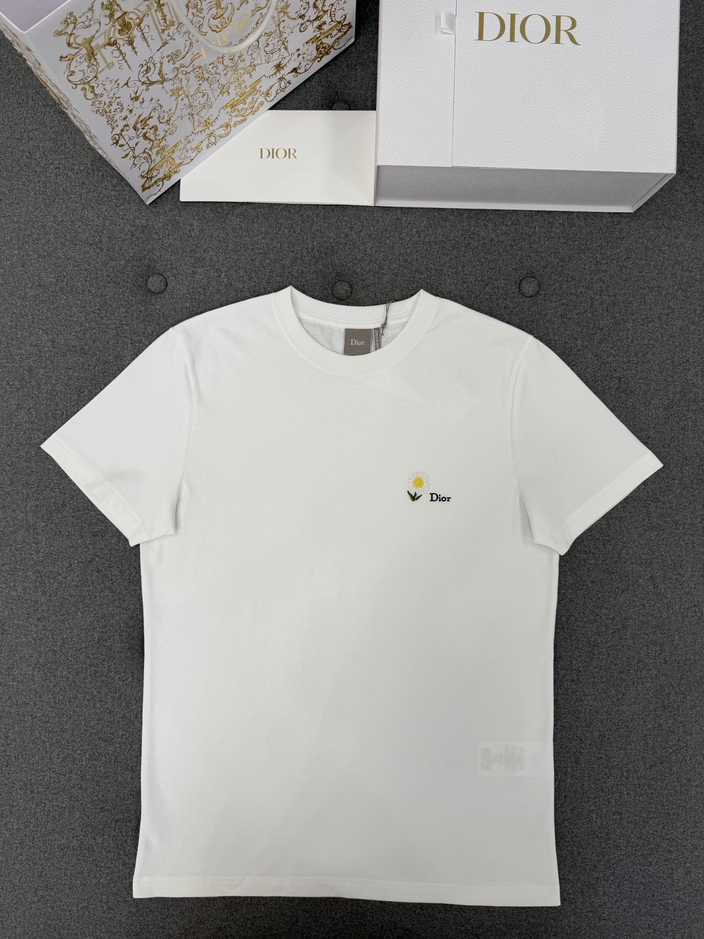 디올 Dior 반팔 티셔츠 683J628A3036_C089