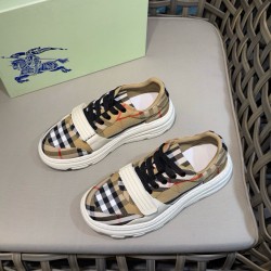 버버리 Burberry 스니커즈