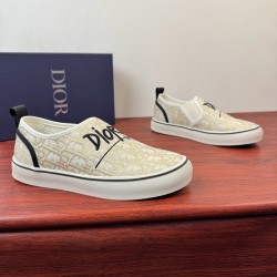 디올 Dior S09W Saltwind 스니커즈