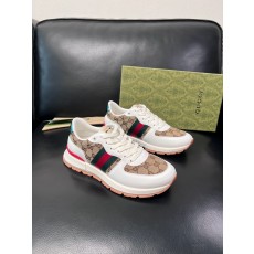 구찌 Gucci 스니커즈