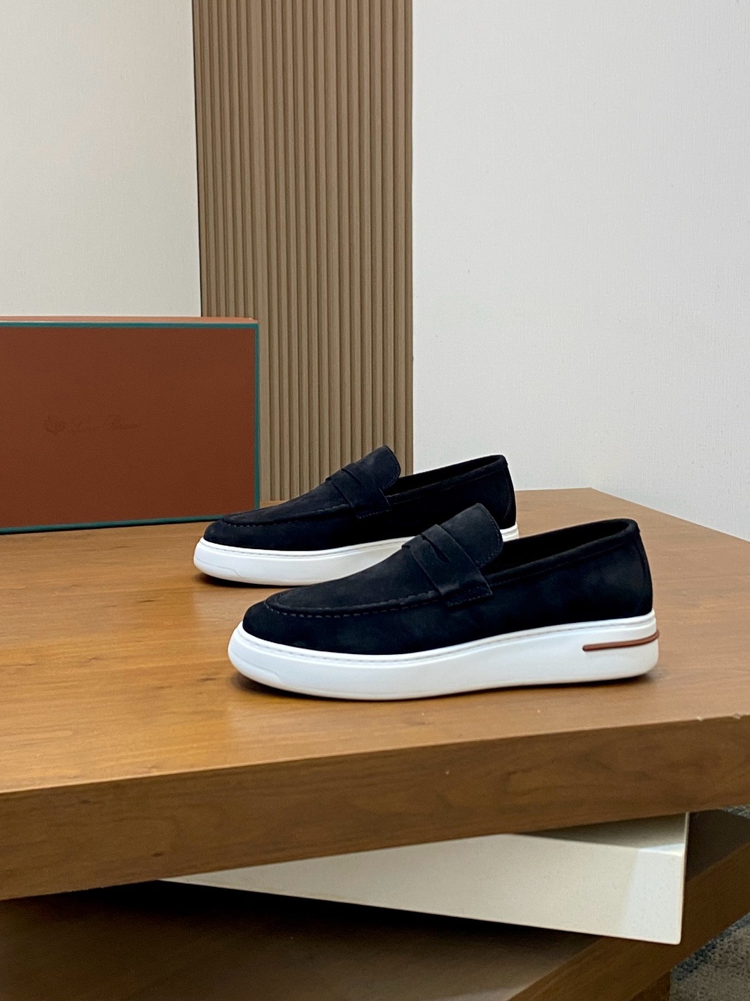 로로피아나 Loro Piana Tennis Walk  로퍼 슈즈