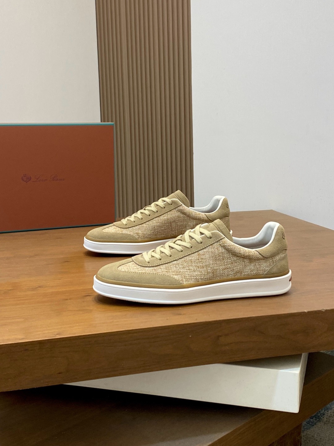 로로피아나 Loro Piana Week end Walk 스니커즈