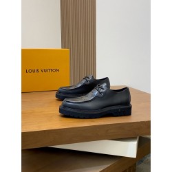 루이비통 Louis Vuitton  로퍼 슈즈