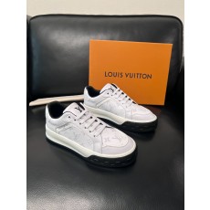 루이비통 Louis Vuitton Tilted 스니커즈