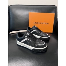 루이비통 Louis Vuitton Tilted 스니커즈