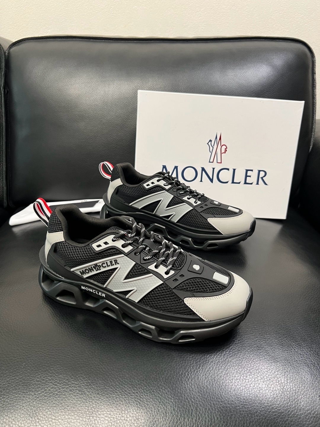 몽클레어 Moncler 스니커즈