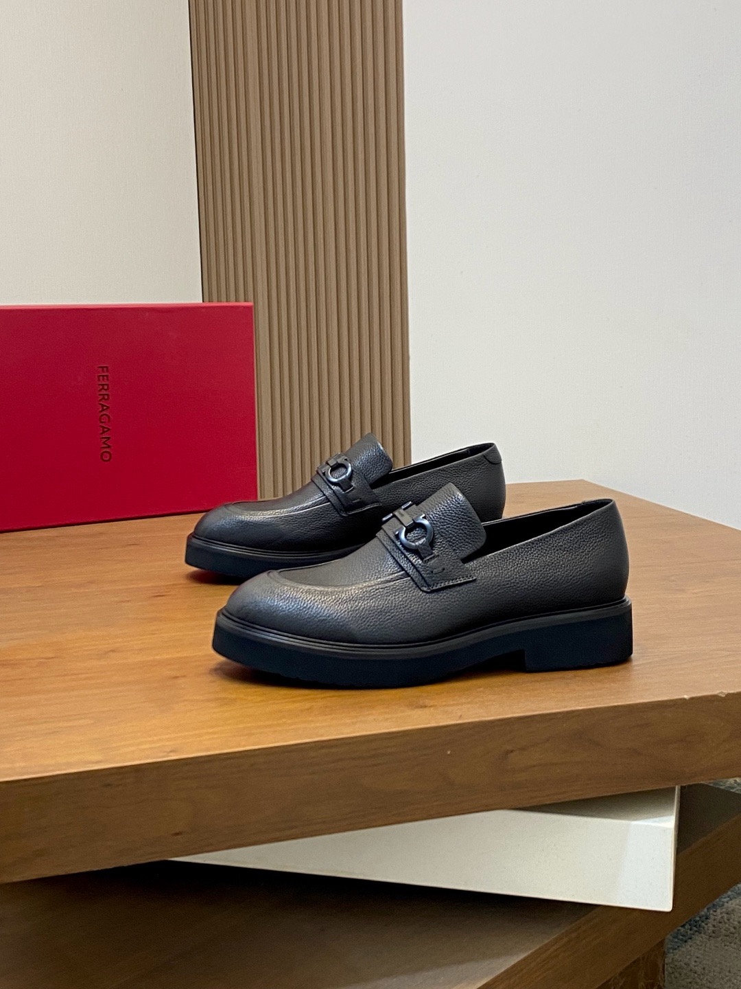 살바토레 페라가모 Salvatore Ferragamo 로퍼 슈즈