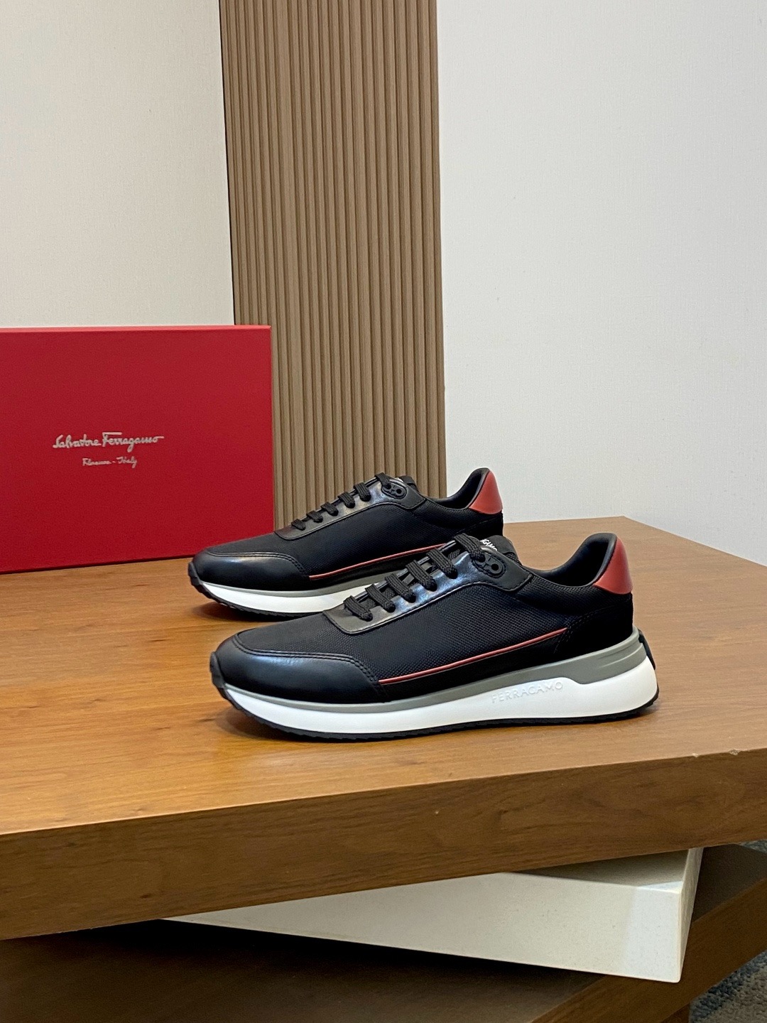 살바토레 페라가모 Salvatore Ferragamo 스니커즈
