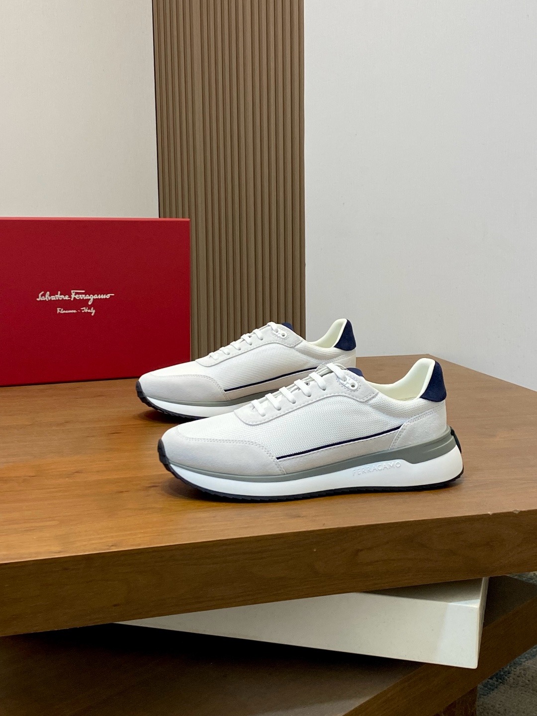 살바토레 페라가모 Salvatore Ferragamo 스니커즈