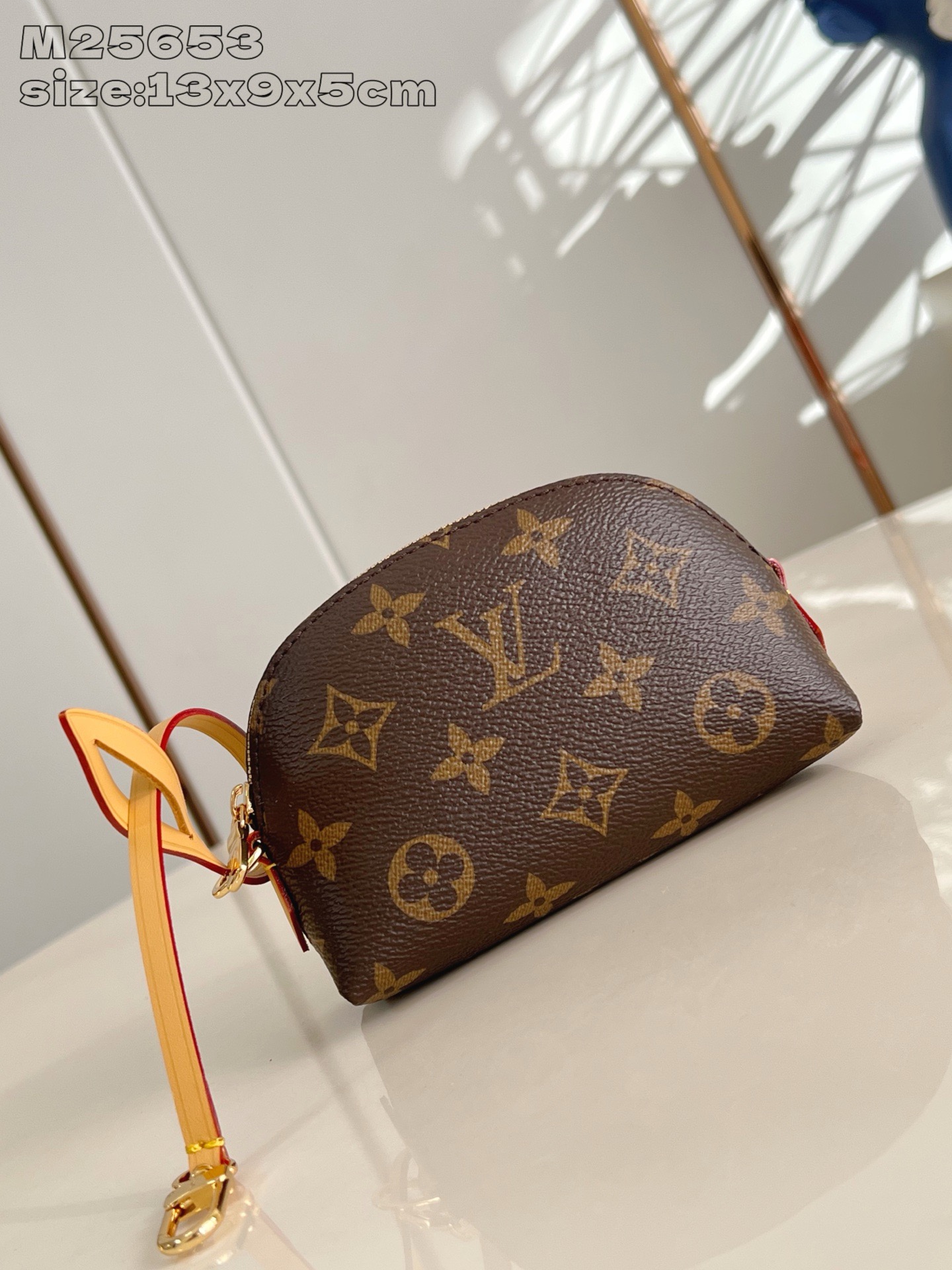 루이비통 Louis Vuitton M25653 Cosmetic Pouch Monogram 13.5cm