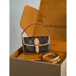 루이비통 Louis Vuitton 나노 다이앤 모노그램 M83298