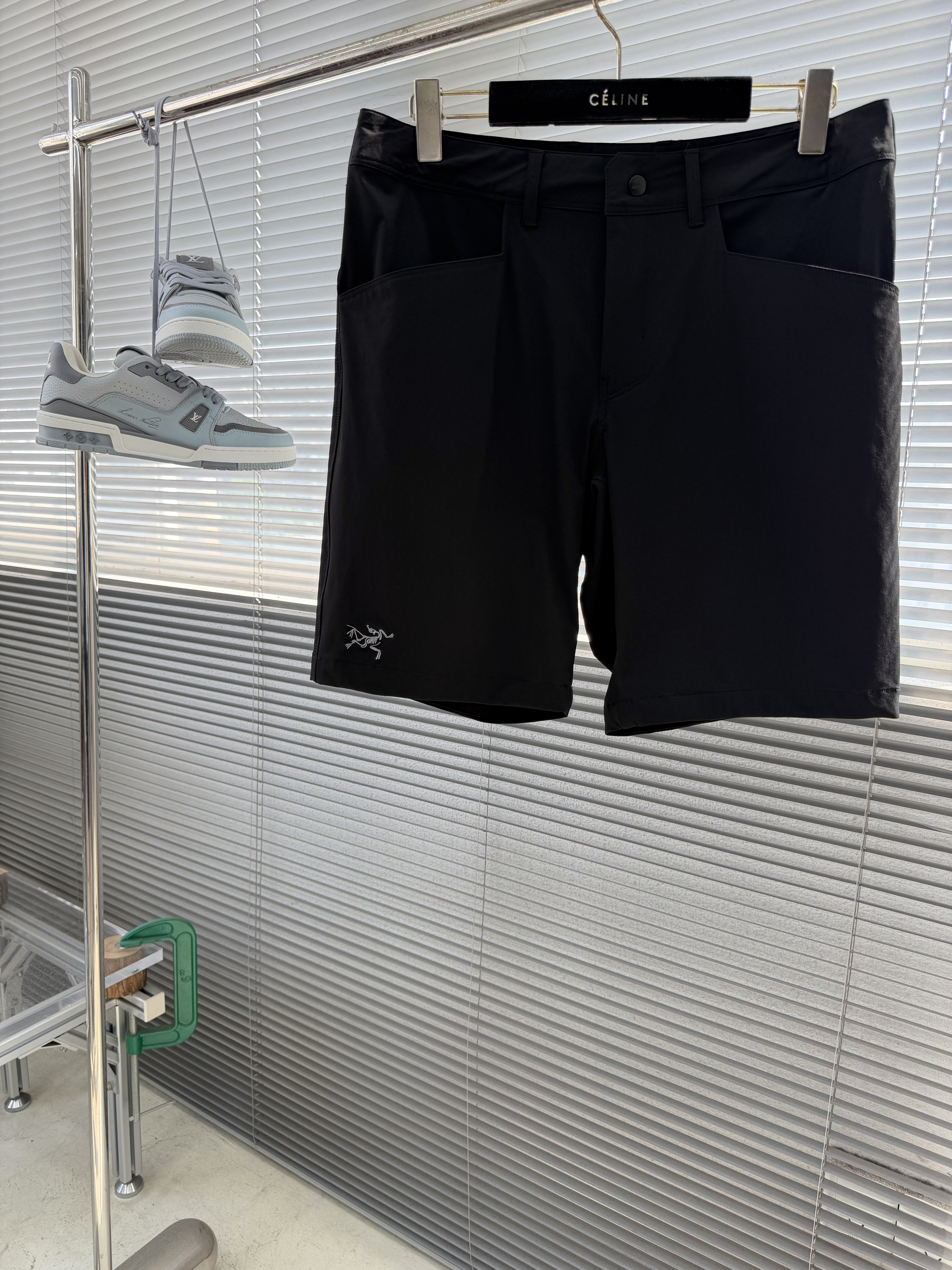 아크테릭스 ARC'TERYX 반바지