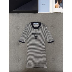 프라다 Prada 반팔 티셔츠 P24T1F_19BV_F022X_S_WMO