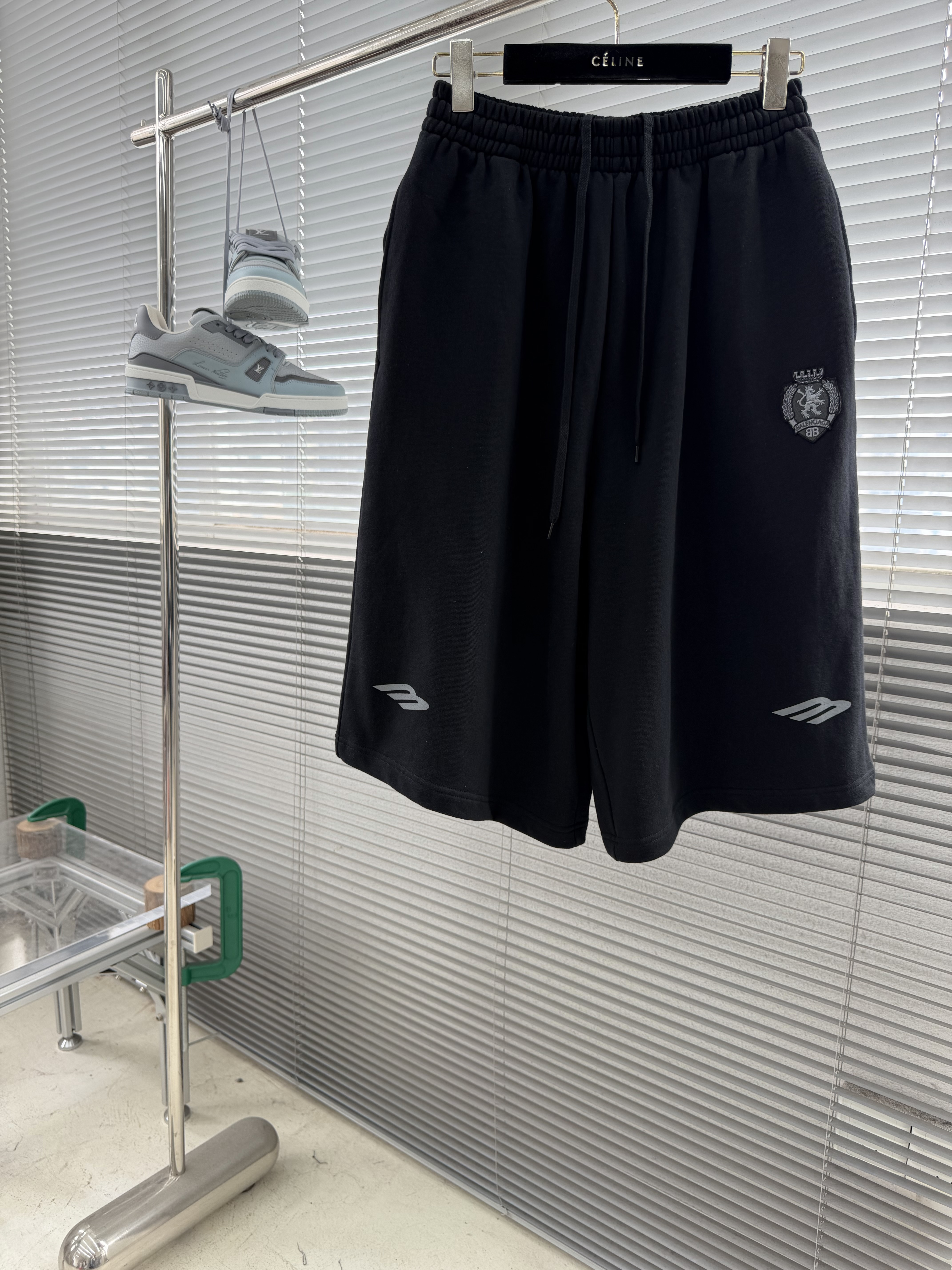 발렌시아가 Balenciaga  반바지
