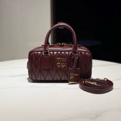 미우 미우 Miu Miu 5BB142 Arcadie 마테라쎄 나파 가죽 백 Burgundy 22cm